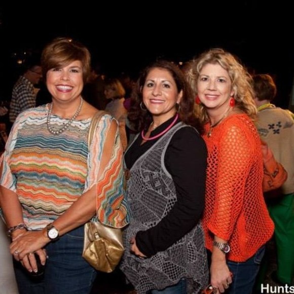 Meet your Posher, Shawna - Picture 1 of 1